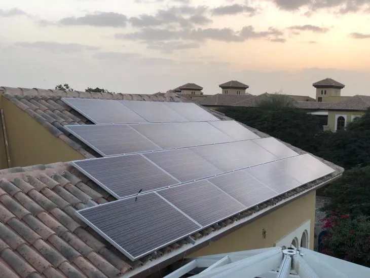 Household-use-solar-panel-hook-for-tile-roof